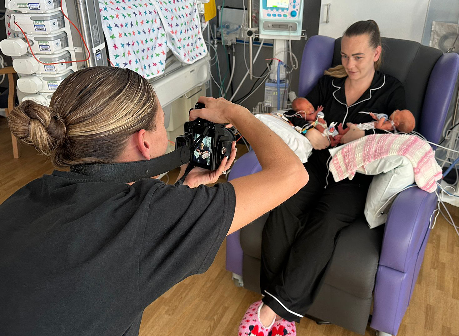 Photographer Returns to Arrowe Park’s Neonatal Unit 40 Years After Her Own Premature Birth